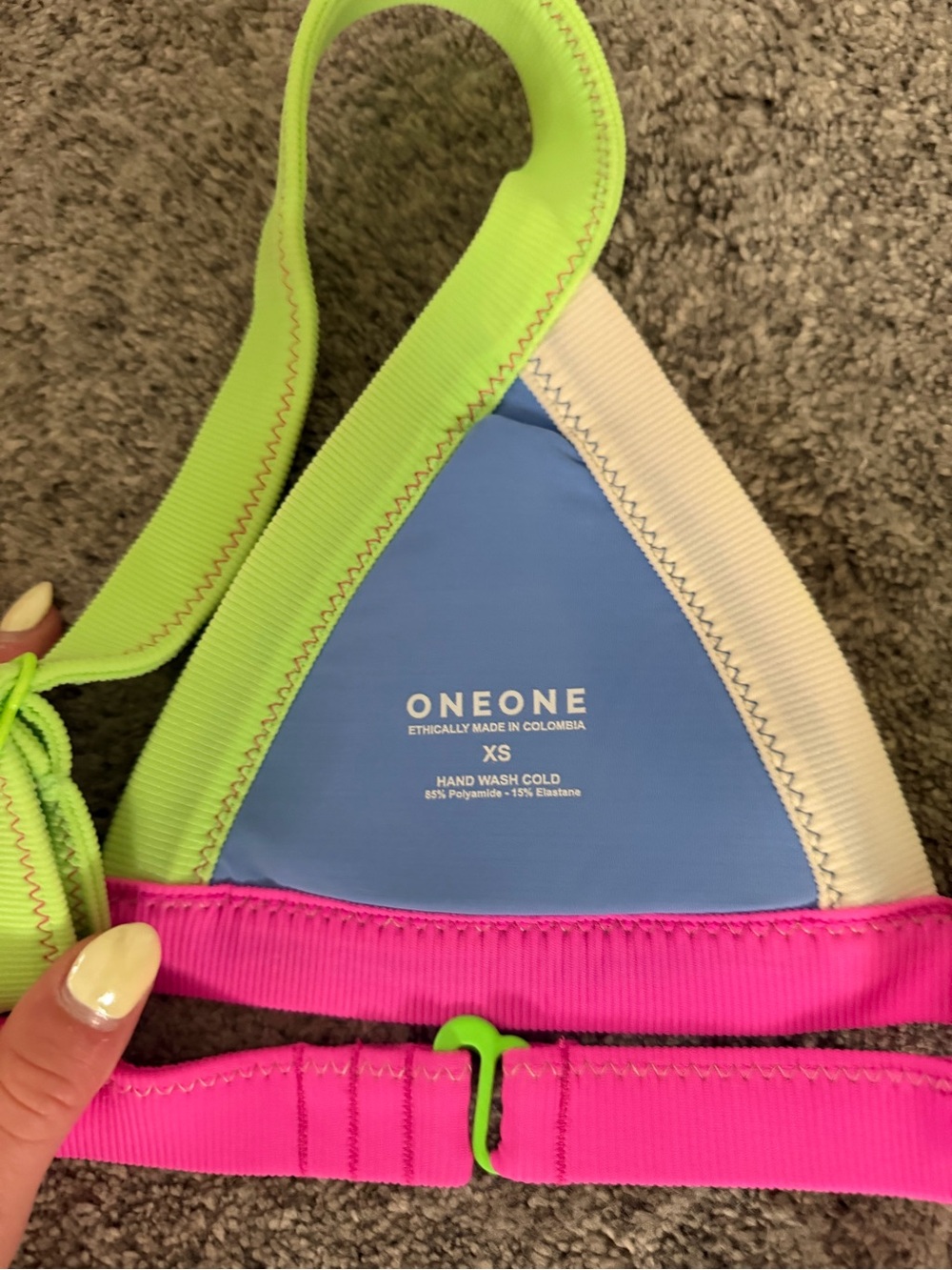 ONEONE Colorblock Triangle Bikini Set - Picture 4 of 5